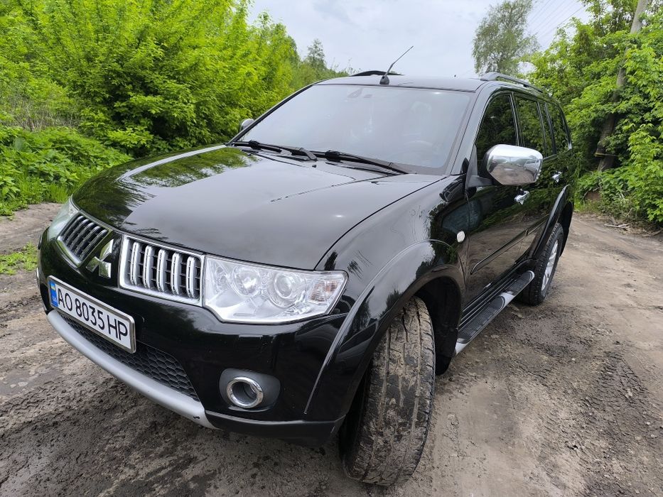 Mitsubishi pajero sport