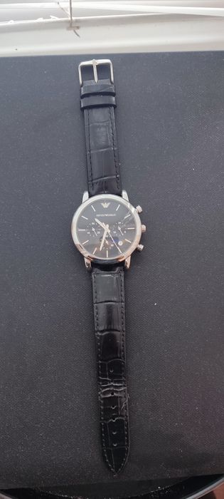 Наручные часы Армани