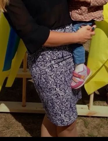Приталена спідниця. Розмір С-М.