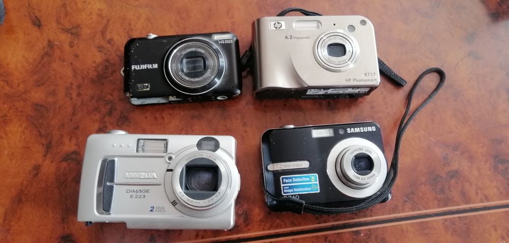 Cameras64752385164033120