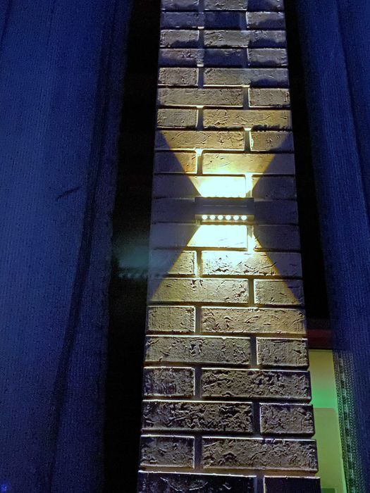 Світлодіодний ліхтар, підсвітка на сонячній батареї