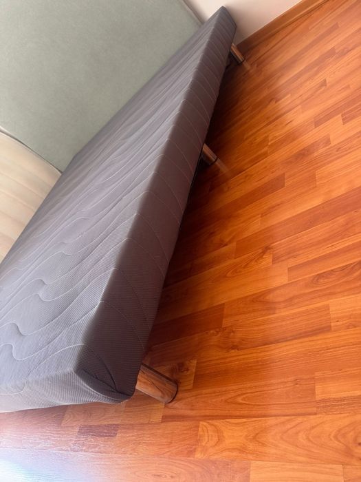 Estrutura de cama de casal