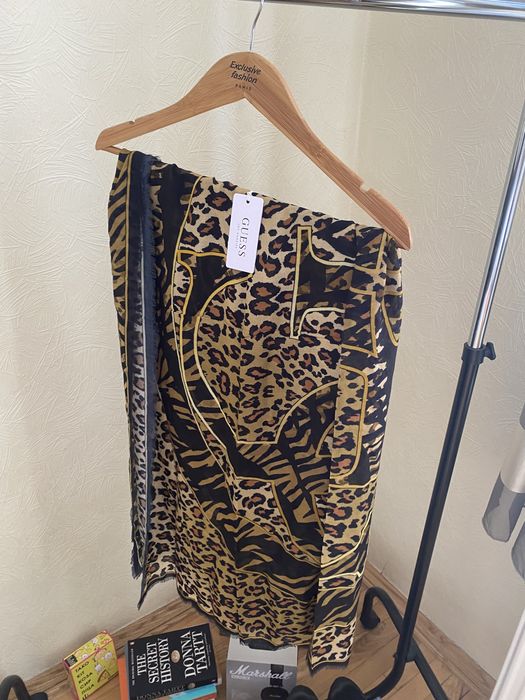 Шарф платок хустка Guess