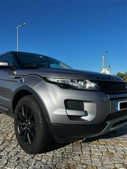 Range Rover Evoque 2.2 TD4 (Full extras)