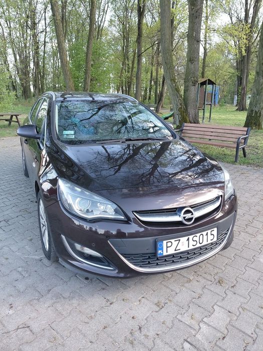 Opel Astra Sprzedam Opel Astra Sport Tourer