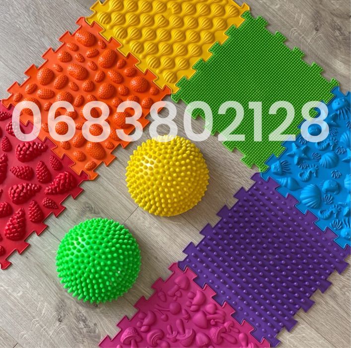 ПОДАРУНОК!Ортопедичний набір! Ортопедичні пазли та масажні напівсфери!