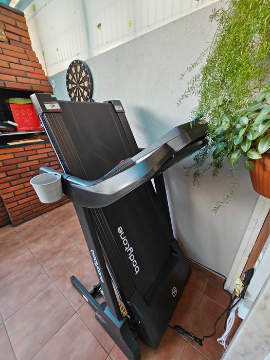 Passadeira dobravel, pouquissimo uso e em garantia