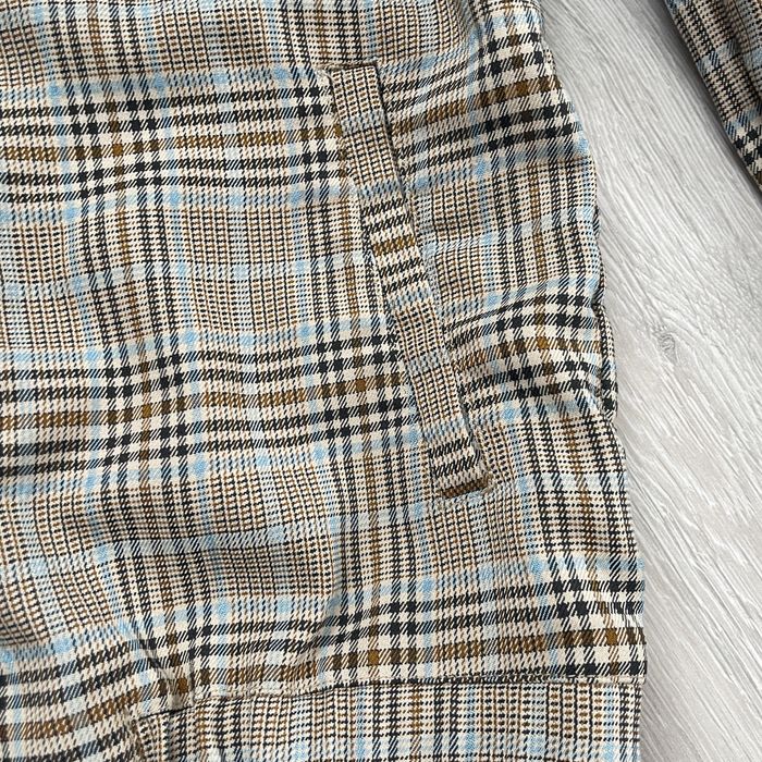 Легка бомбер-куртка для хлопчика 6,7,8 років у нейтральну клітинку