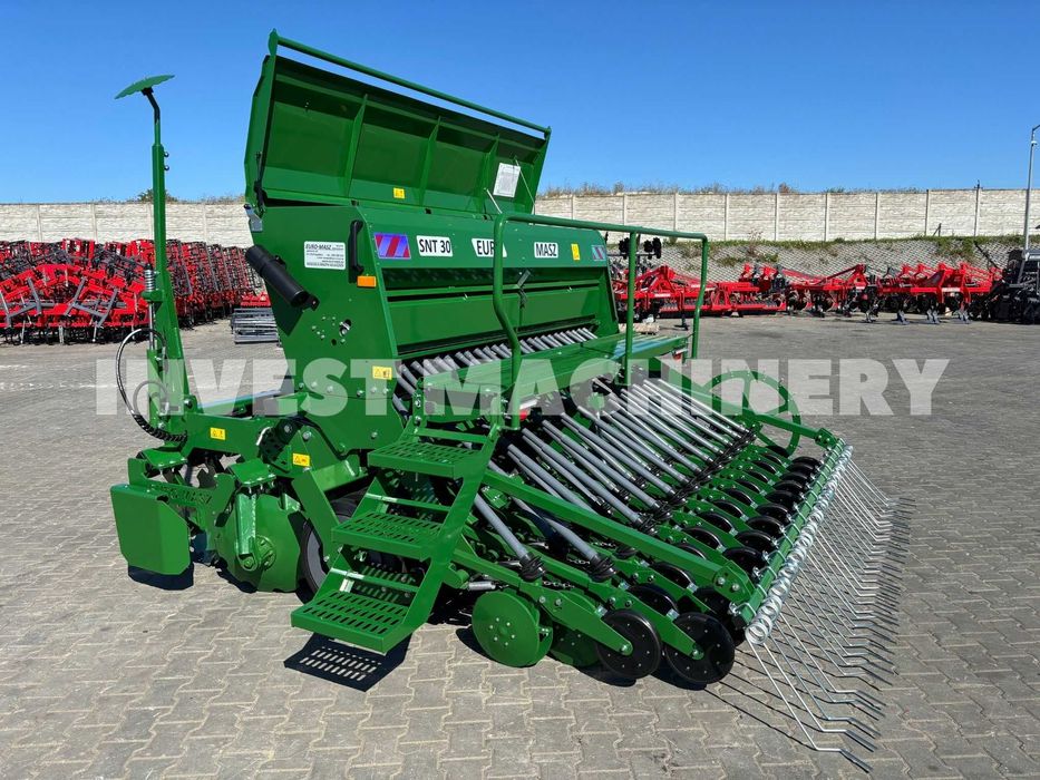 Zestaw uprawowo-siewny nabudowany EURO-MASZ 3m brona +siewnik agregat