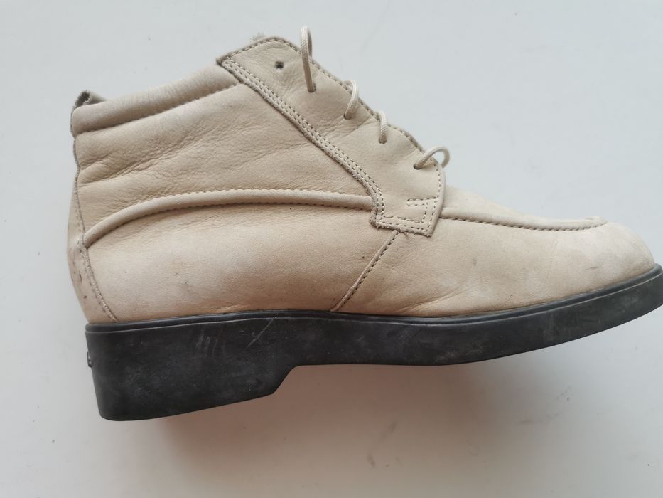 Buty damskie skórzane  firmy Clarks.  r. 26 cm