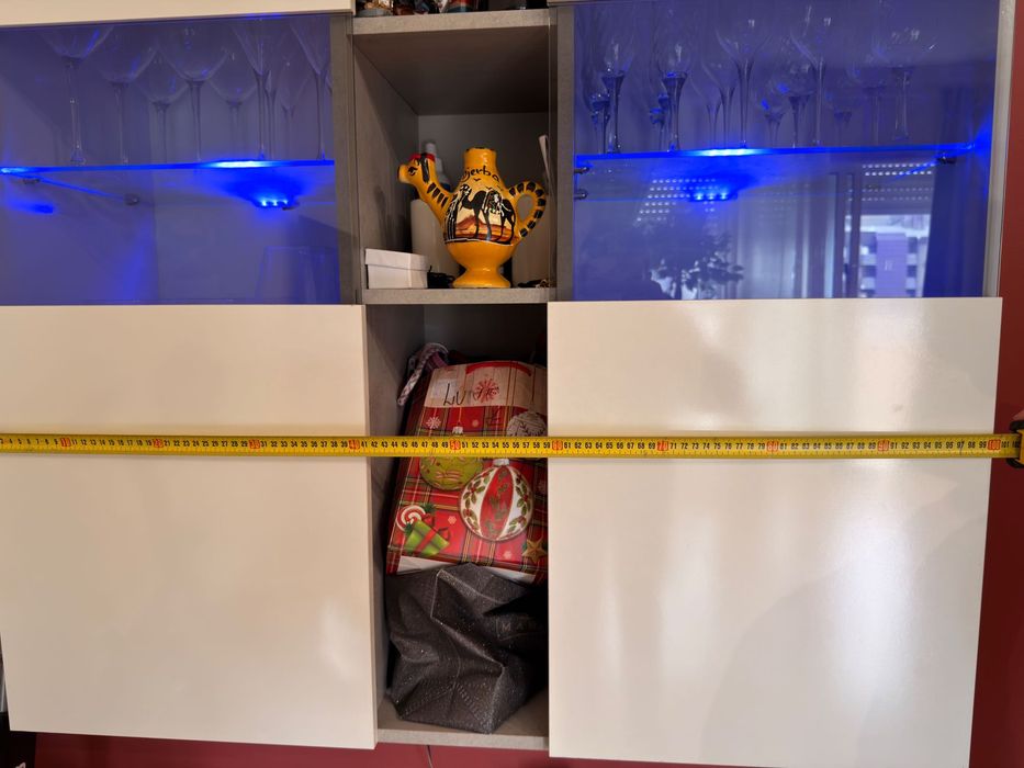 Móvel de Parede / Vitrine Suspensa