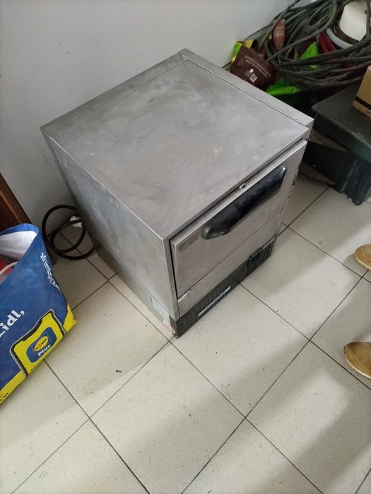 Vende-se máquina de lavar