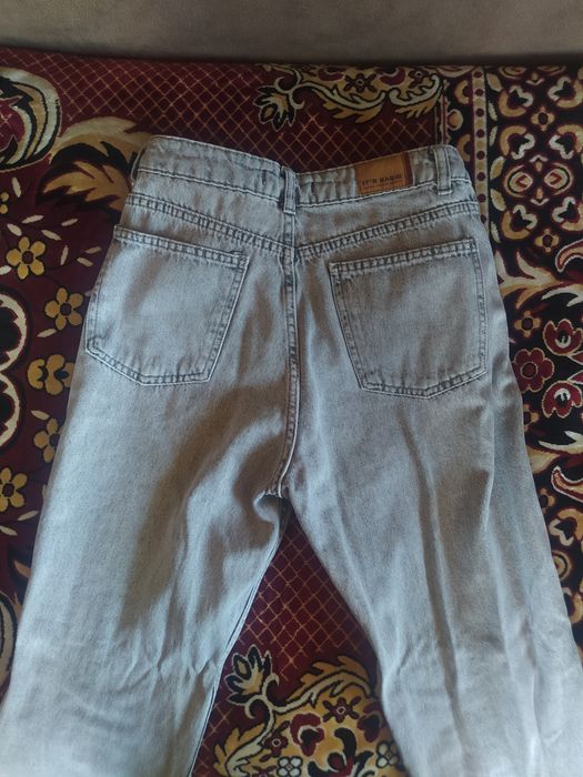 Продам нові Джинси  it's BASIC 34