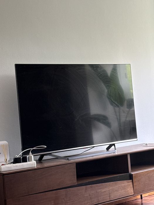 TV Hisense U7QF - Quebrado, Peças