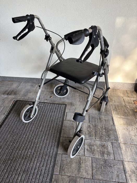 Chodzik, balkonik, rehabilitacyjny, dla seniora