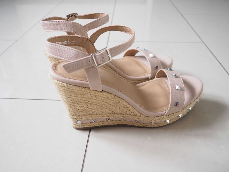 DeeZee sandały damskie pudrowy róż rozm. 41 wkł. 26 cm NOWE