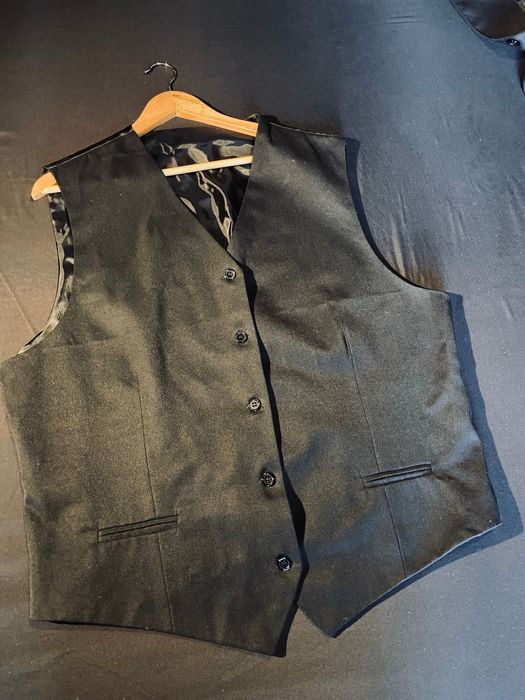 Traje académico Copitraje - XXL (46), saia, colete, casaco e camisas