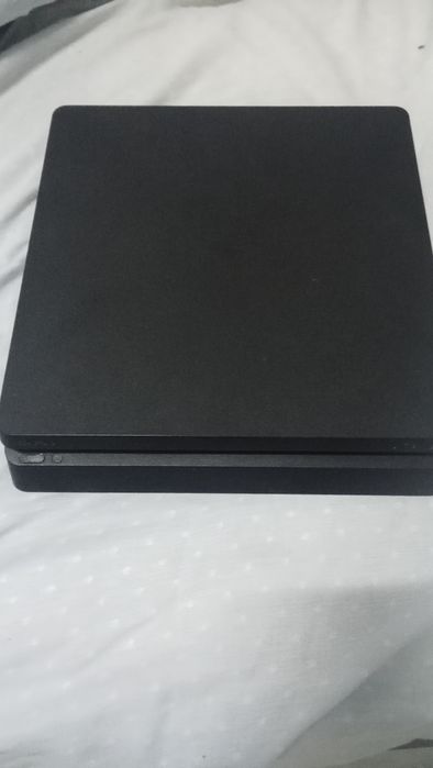 PlayStation 4 1TB