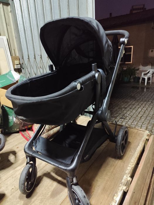 Carrinho cybex 10 meses de uso ( COMO NOVO)
