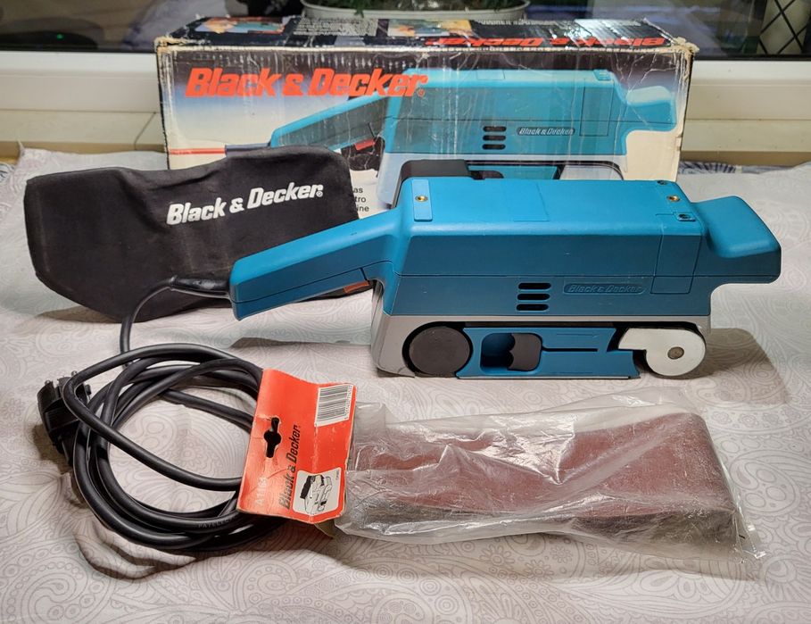 Szlifierka taśmowa Black&Decker 950W