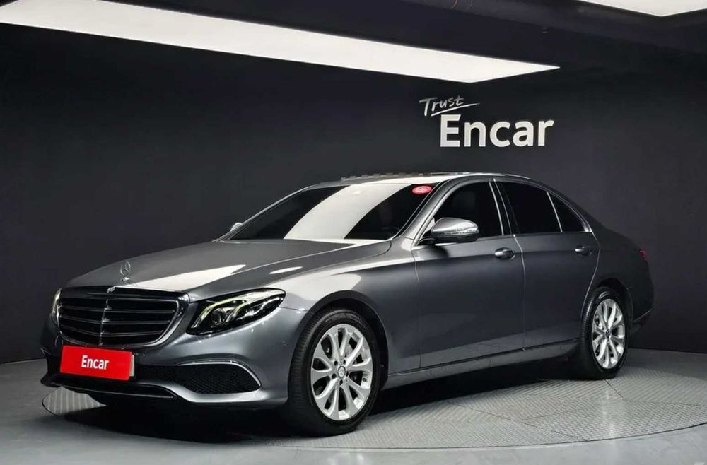Mercedes Benz E220d W213 2017/ З ПДВ