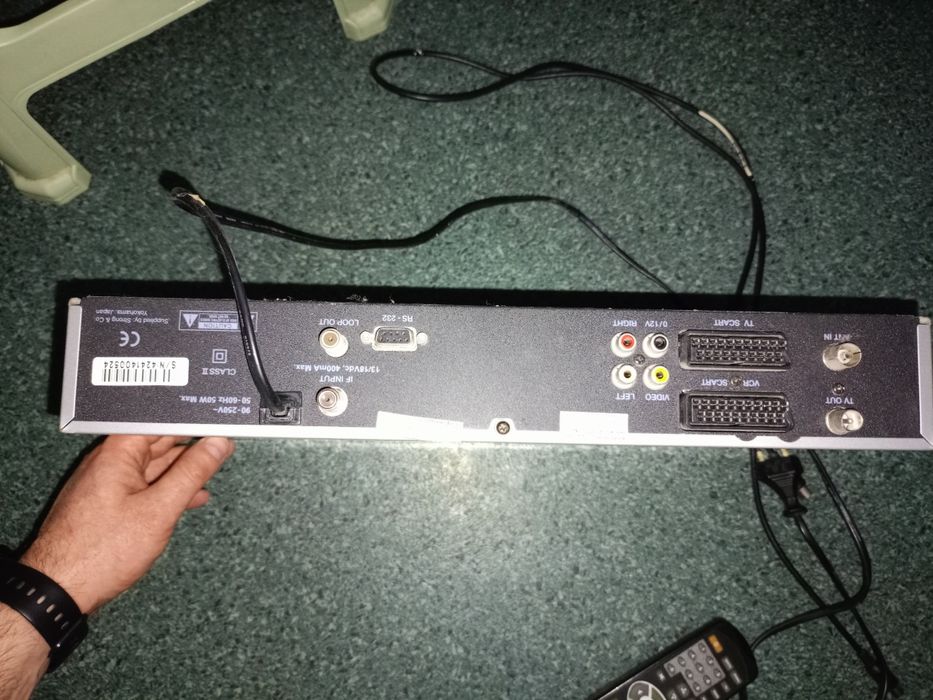 Продам  цифровий   тюнер  200грн.