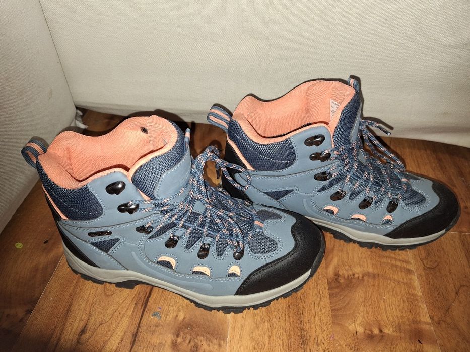 Buty trekkingowe jak nowe rozmiar 39 Mountain Werehause