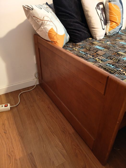Cama de Solteiro Extensível em Madeira + 2 Colchões