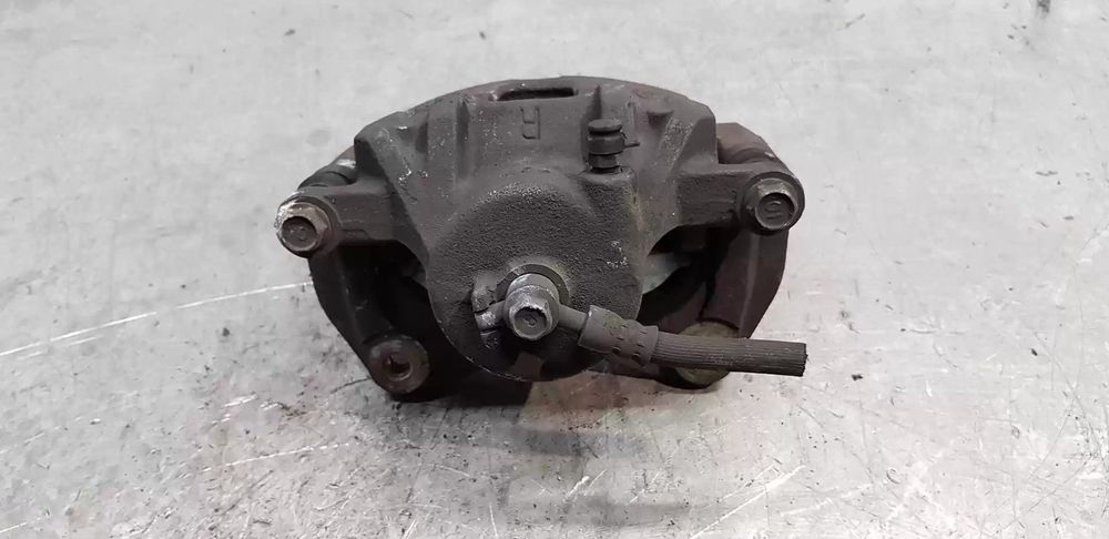 PINÇA TRAVÃO FRONTAL DIREITA KIA CARENS IV 2017 -58190A4A17
