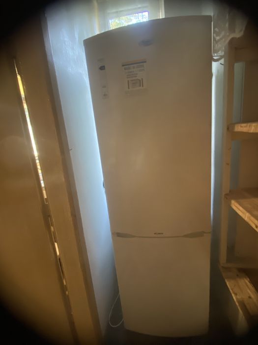 Lodówka Whirlpool ARC 5450 w dobrym stanie