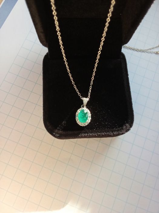 Fio de Prata com Esmeralda Colombiana