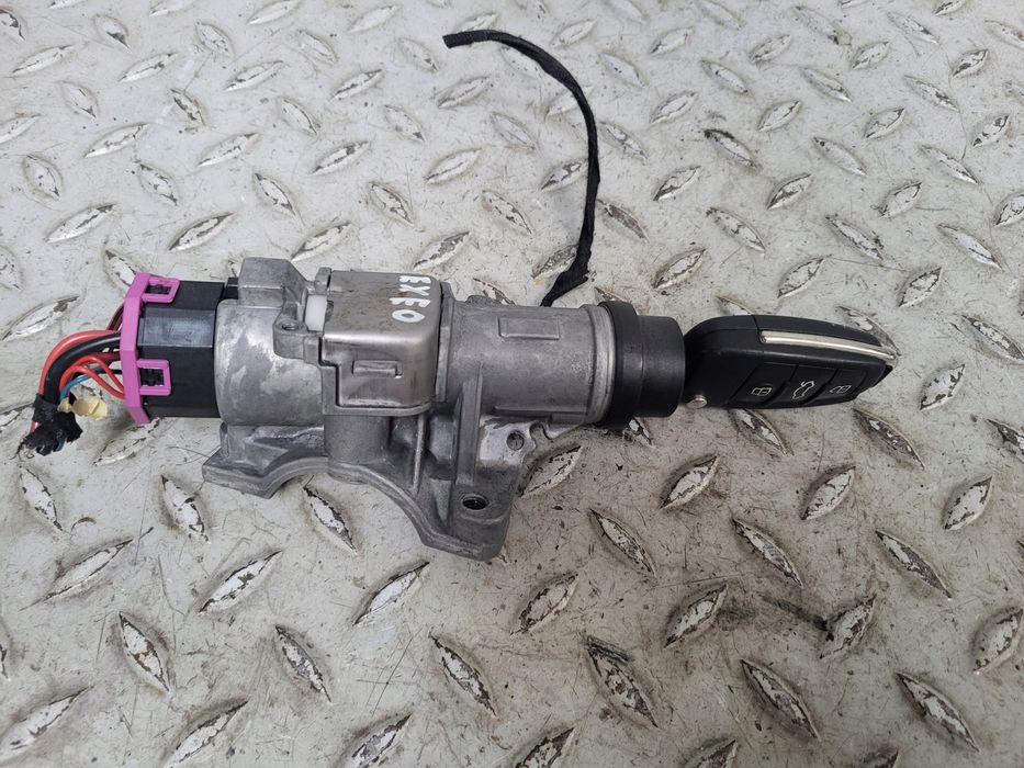 stacyjka kluczyk pilot 3 przyciski kpl seat exeo lift audi 4b0905851q ładny