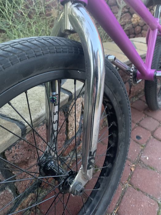 ДЕРЕБАН БМХ на топових запчастинах