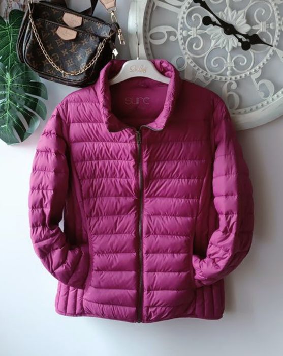 Весенняя брендовая ультралегкая куртка. Р 48. Пух перо