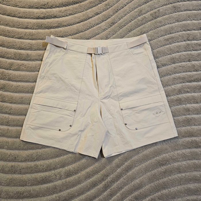 Adidas Originals Premium Essentials Utility Cargo short