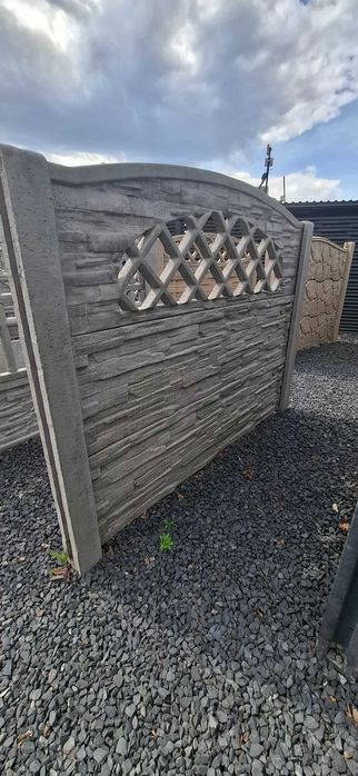 Ogrodzenie betonowe, przęsła, płyty, transport