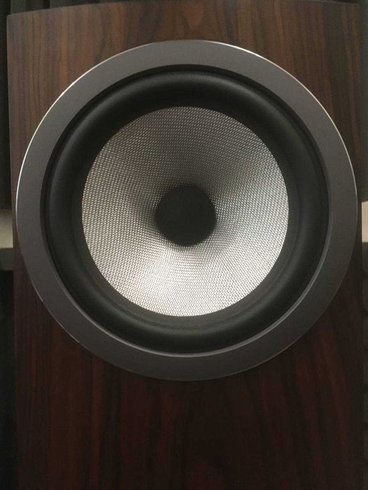 Акустичні системи Bowers & Wilkins 705 S3 зі стендами B&W FS-700 S3