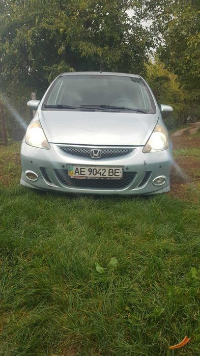 Продам авто HONDA JAZZ