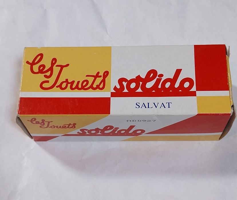 Miniatura Citroen 15 em escala 1/43