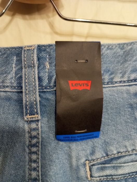 Nowe spodnie Jeansowe Levi's 25/28