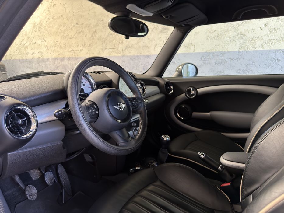 Mini Cooper D - Desde 140€ Mês