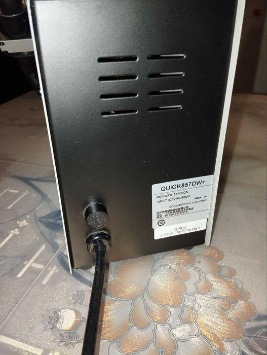Паяльна станція Quick 857DW+