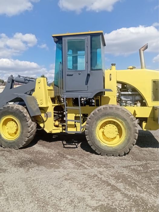 Продам фронтальный погрузчик XCMG ZL-30G (Китай