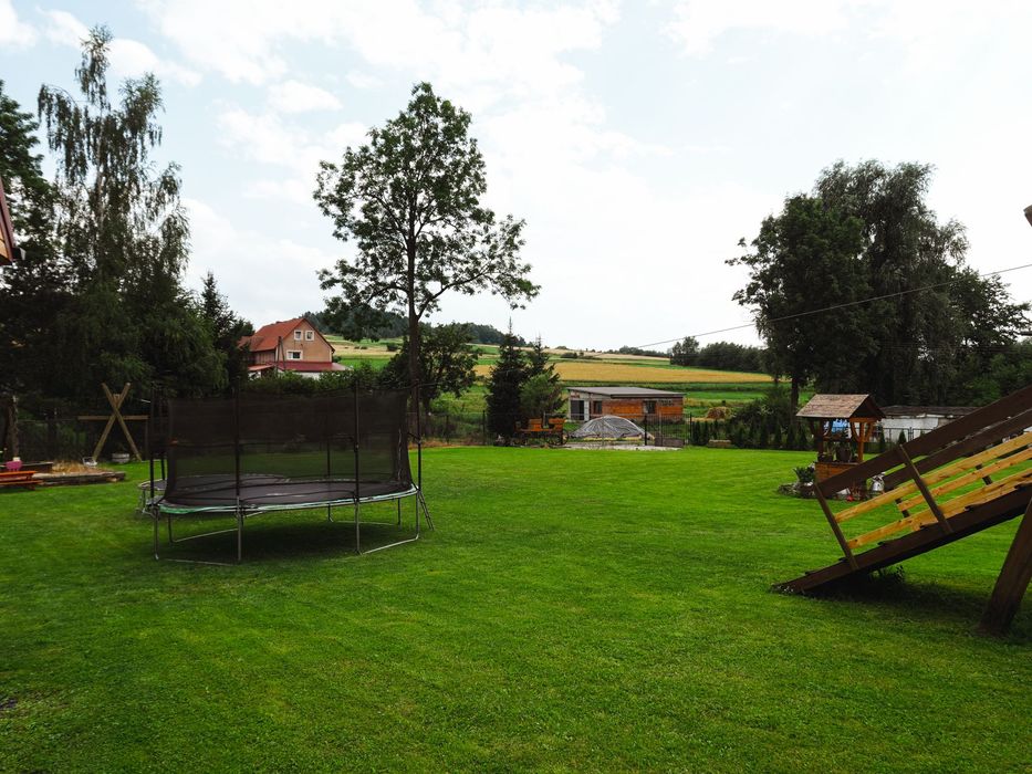 Domek do 15 osób | sauna, basen, plac zabaw | Pomocne
