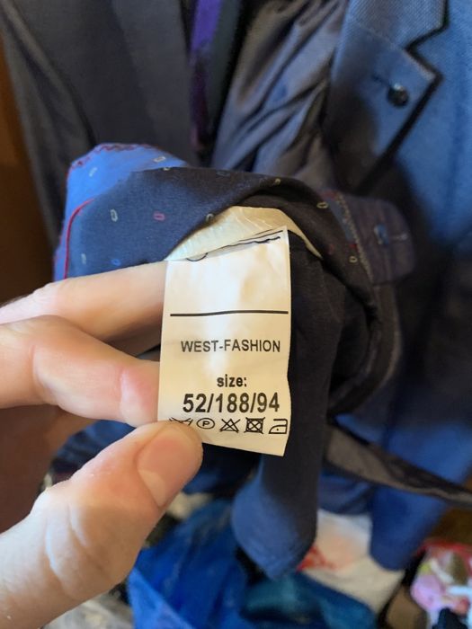 Кастюм пиджак 48/188, брюки 52/188/94