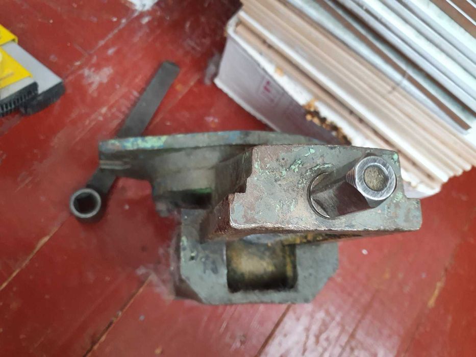 Продам Тиски бу самовывоз