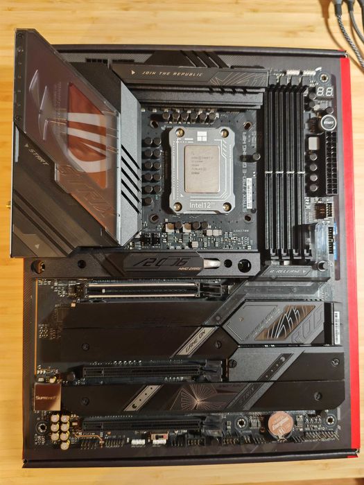 13700k + Asus Z790-E Gaming