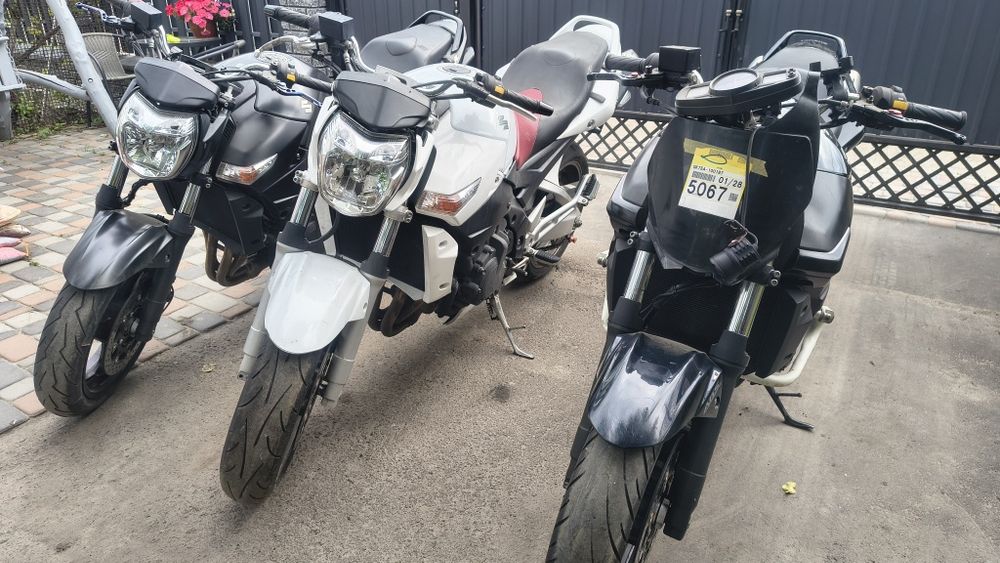 Вилка, пера траверси Suzuki gsr 600 400