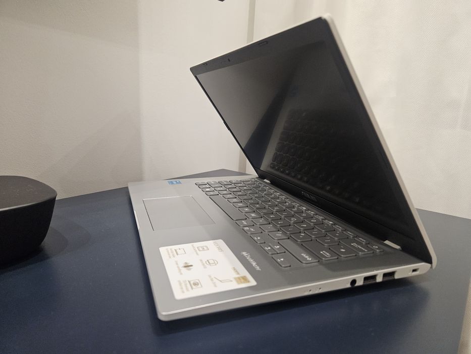 Laptop ASUS X415EA 14" i3-11th M2 SSD Windows 11