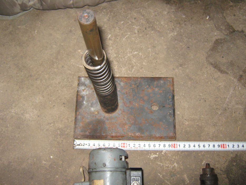 Маленький сверлильный станок 220 вольт